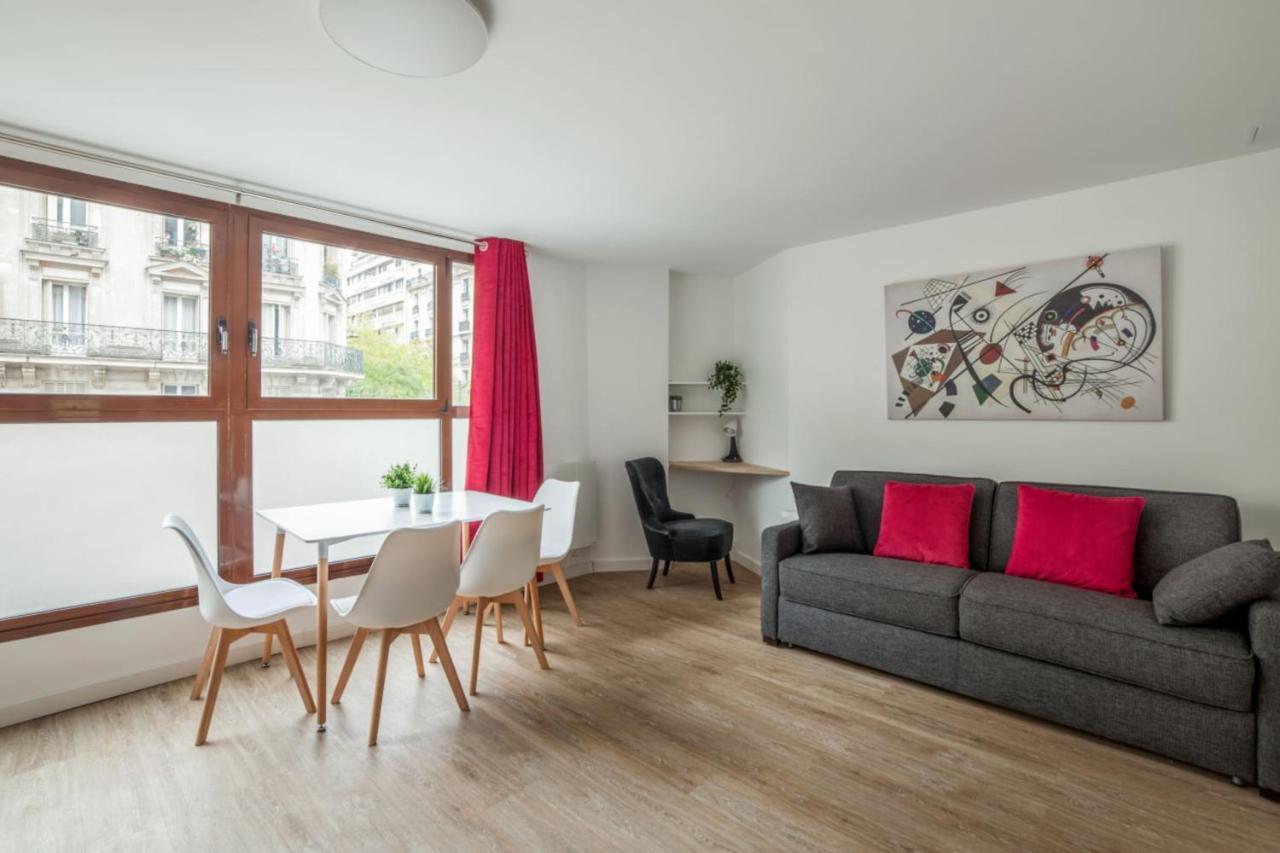 Апартаменты Bright And Cosy Flat At The Heart Of Paris In A Trendy District - Welkeys Экстерьер фото